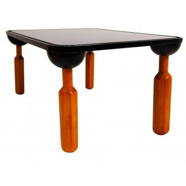 "Screwdriver" table design...